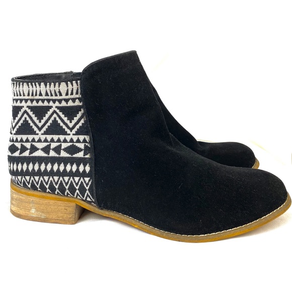 Aztec Western Print Suede Ankle Booties size 10 - Picture 1 of 6